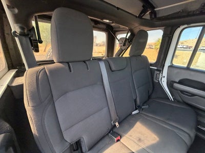 2018 Jeep Wrangler Unlimited Sahara 4x4