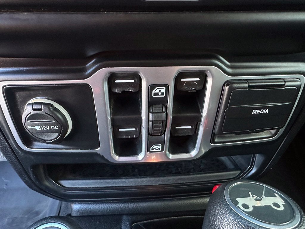 2018 Jeep Wrangler Unlimited Sahara 4x4