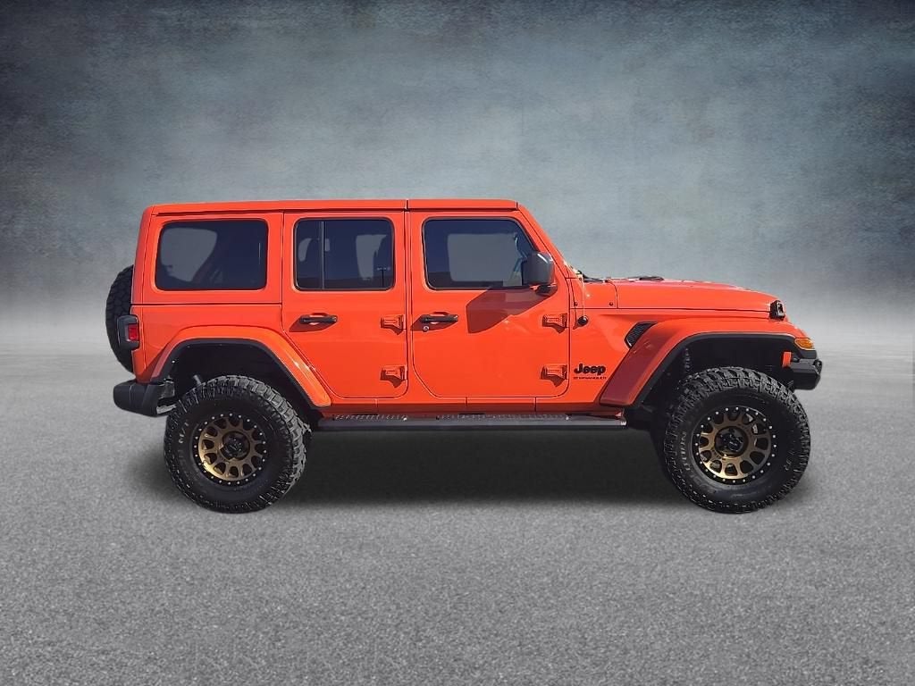 2023 Jeep Wrangler 4-Door Sahara Altitude 4x4
