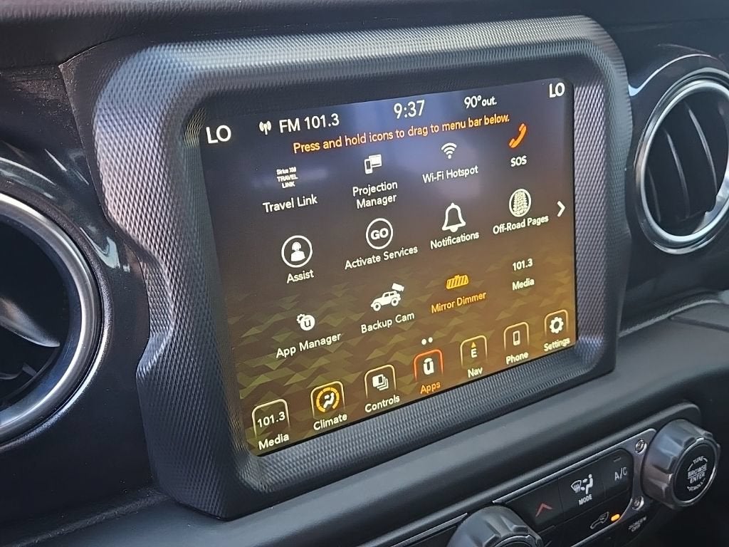 2023 Jeep Wrangler 4-Door Sahara Altitude 4x4