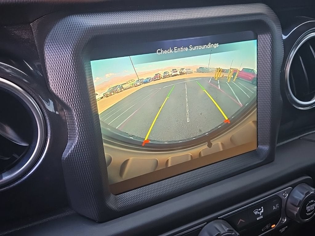 2023 Jeep Wrangler 4-Door Sahara Altitude 4x4