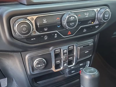 2023 Jeep Wrangler 4-Door Sahara Altitude 4x4