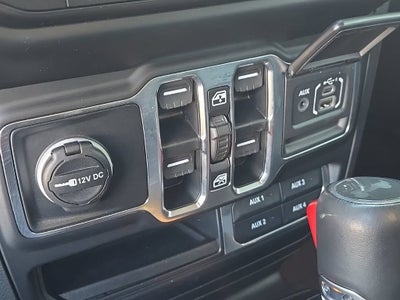 2023 Jeep Wrangler 4-Door Sahara Altitude 4x4