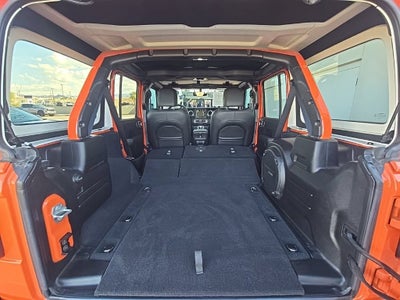 2023 Jeep Wrangler 4-Door Sahara Altitude 4x4