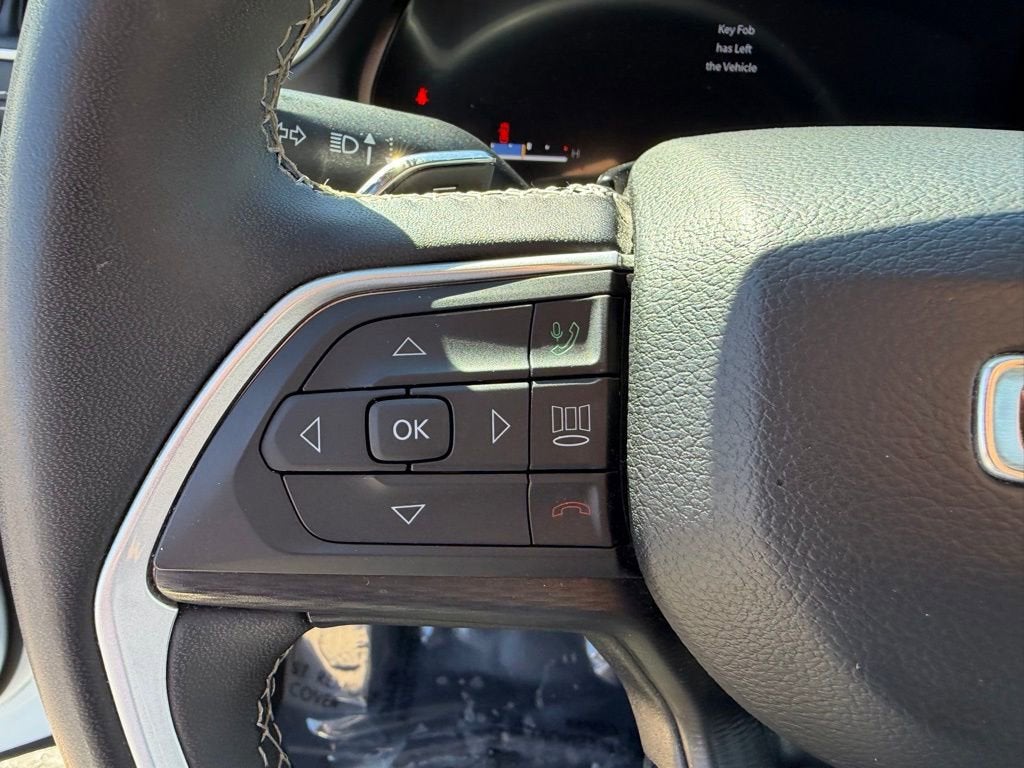 2023 Jeep Grand Cherokee L Laredo