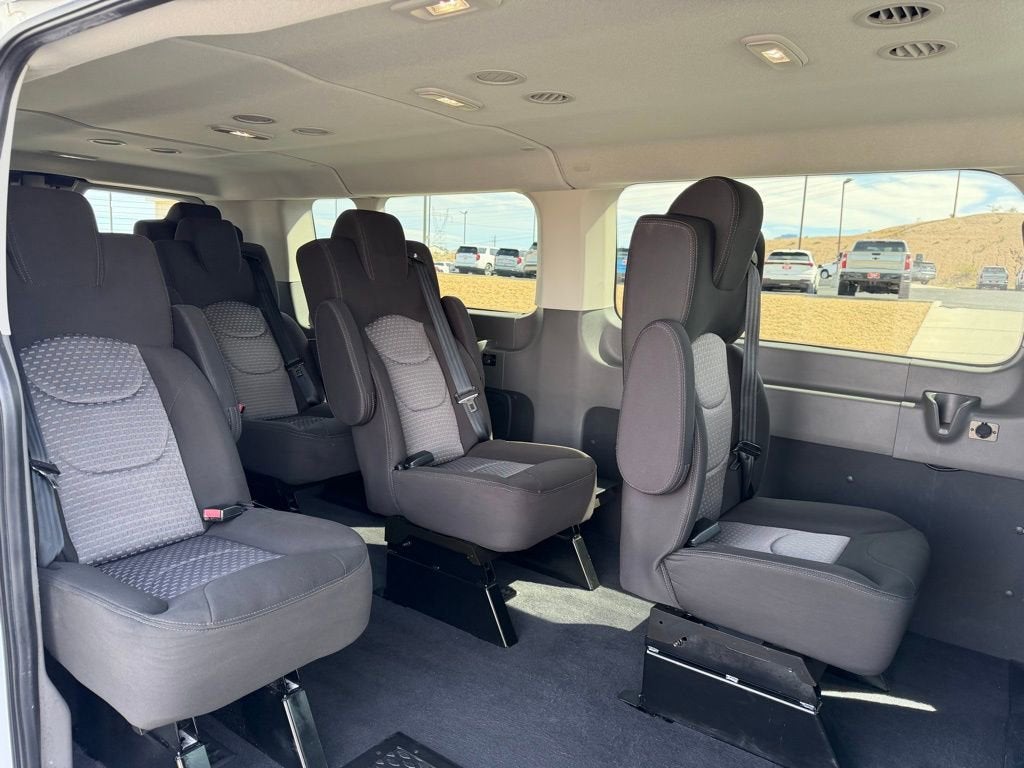 2024 Ford Transit Passenger Wagon XL