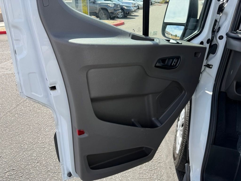 2024 Ford Transit Passenger Wagon XL