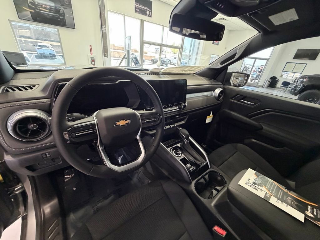 2026 Chevrolet Colorado LT - Photo 14