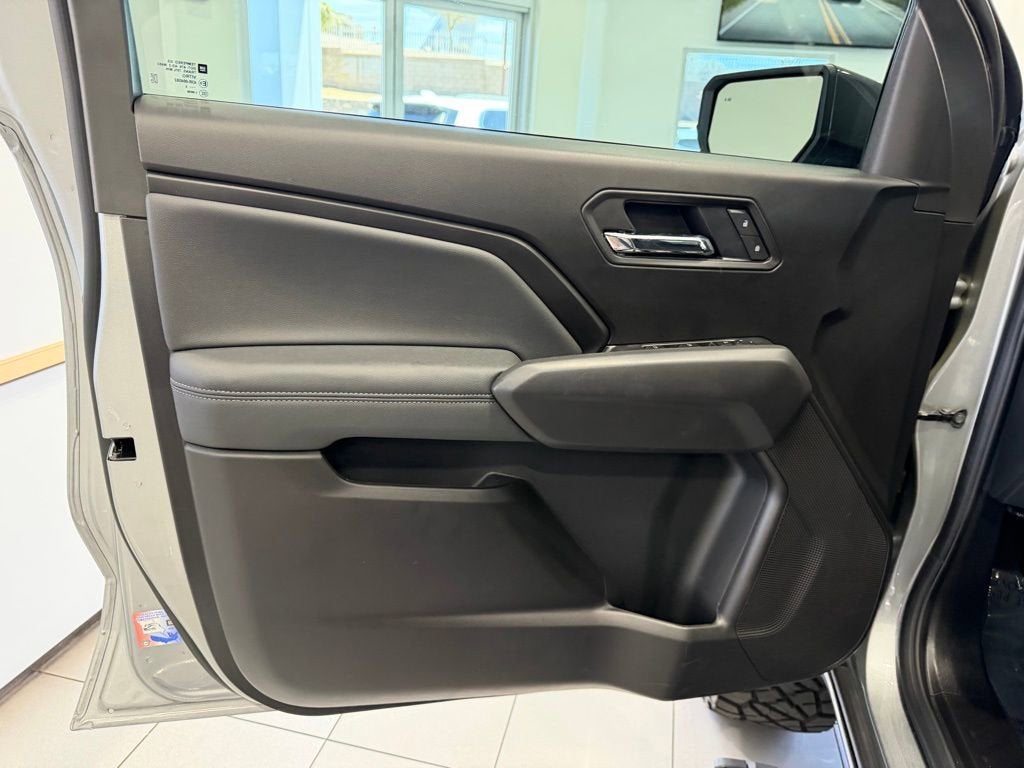2026 Chevrolet Colorado LT - Photo 21