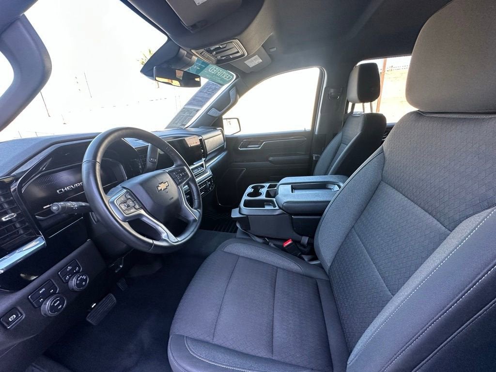 2025 Chevrolet Silverado 1500 LT - Photo 14