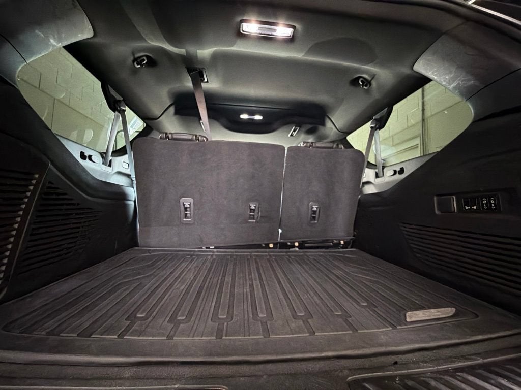 2022 GMC Yukon XL SLT