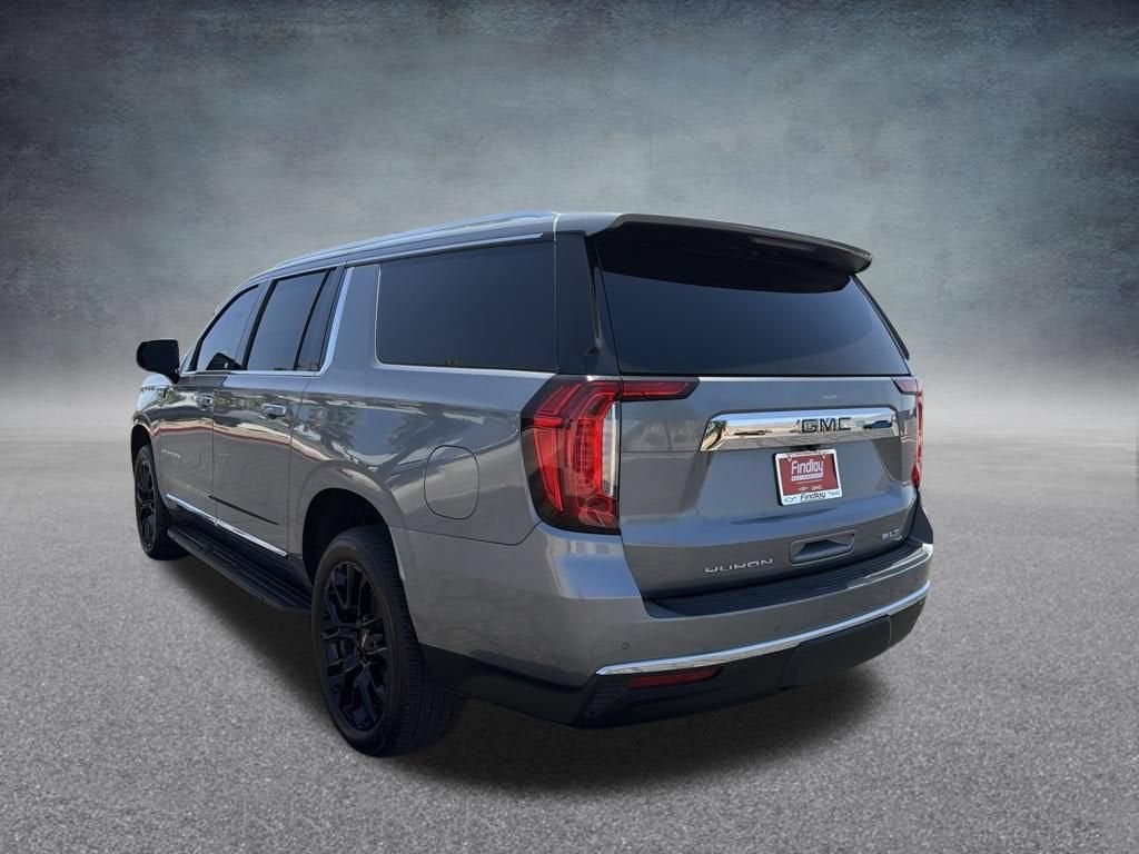 2022 GMC Yukon XL SLT