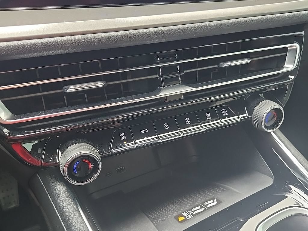 2026 Chevrolet Traverse LT - Photo 21