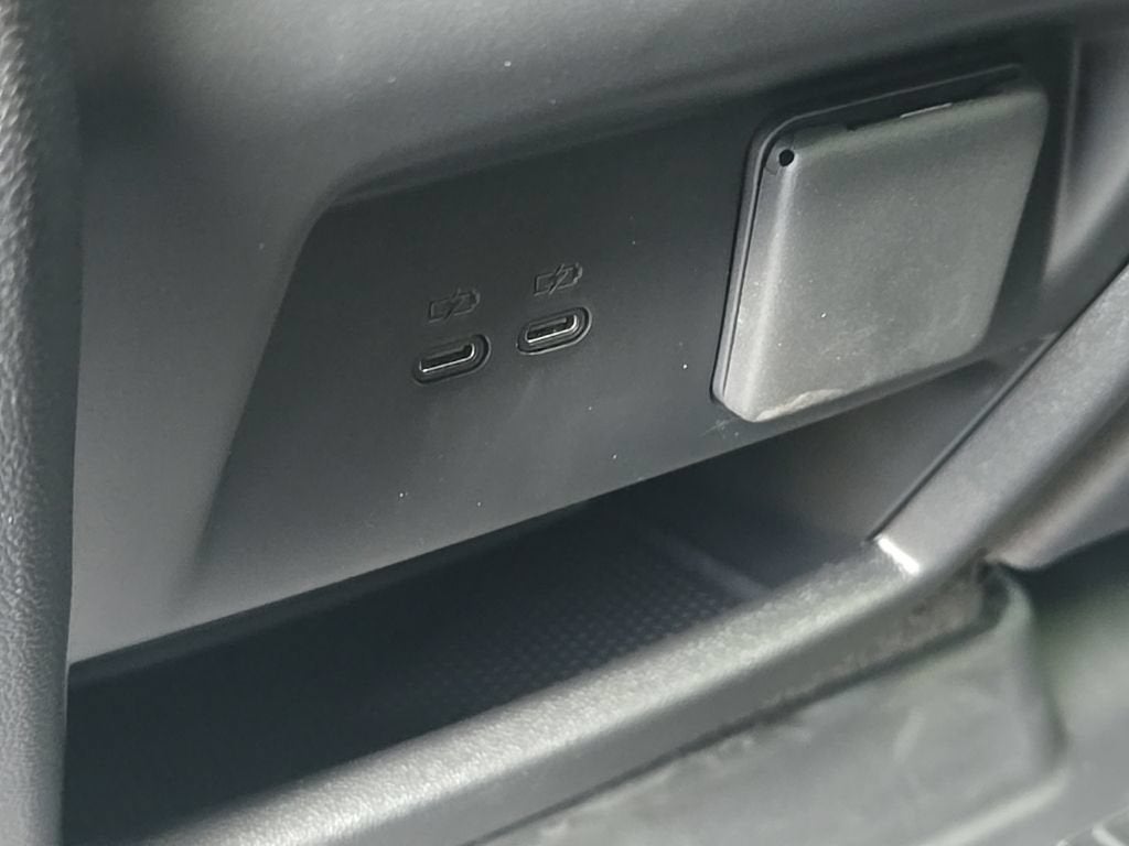 2026 Chevrolet Traverse LT - Photo 27