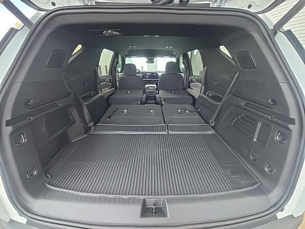 2026 Chevrolet Traverse LT - Photo 30