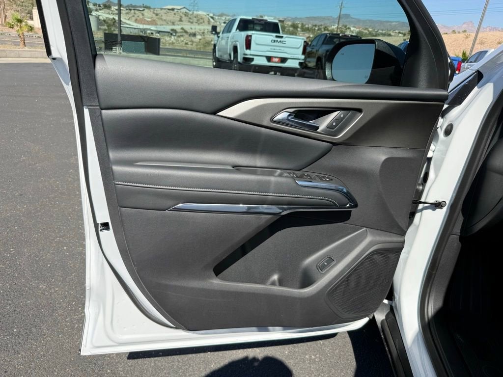2026 Chevrolet Traverse LT - Photo 21