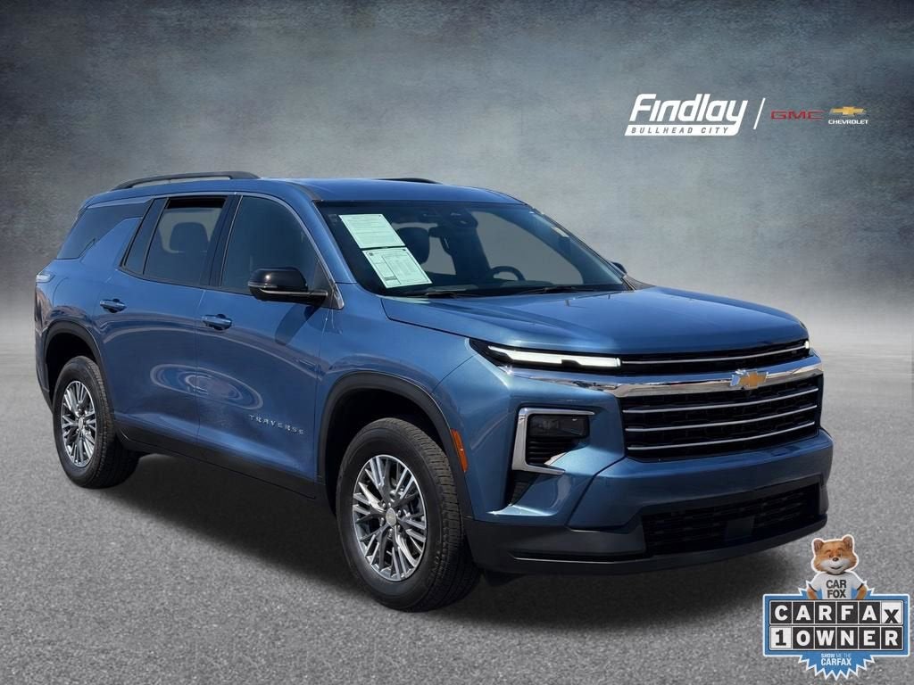 2024 Chevrolet Traverse LT