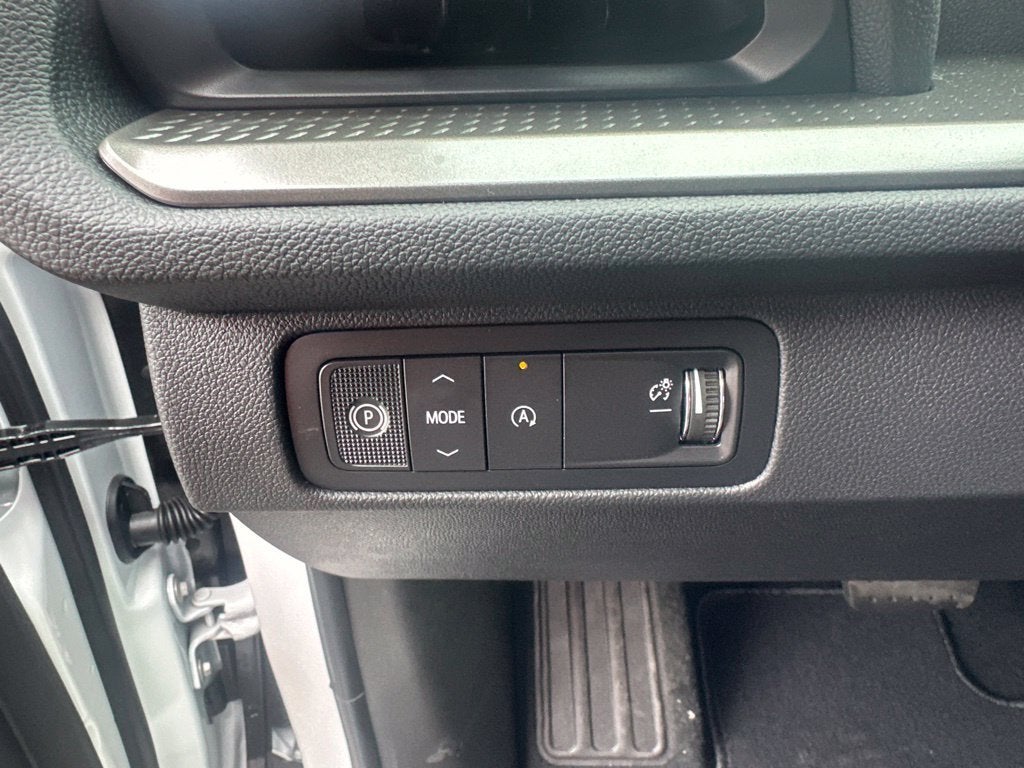 2027 Chevrolet Traverse LT - Photo 14