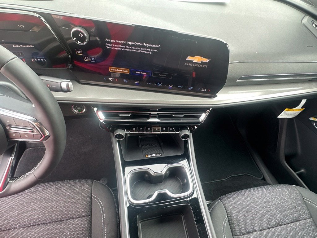 2027 Chevrolet Traverse LT - Photo 19