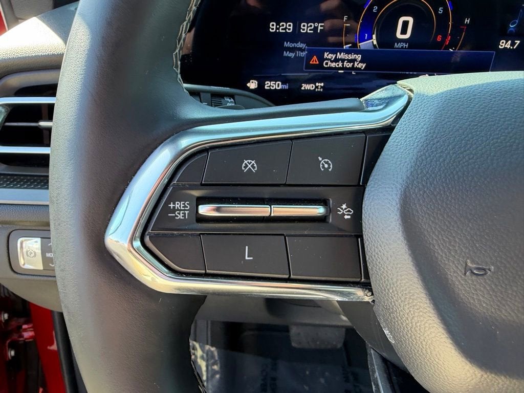 2025 Chevrolet Traverse LT - Photo 27