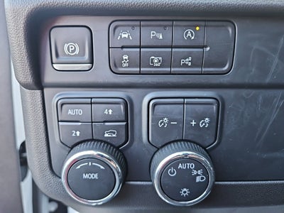 2025 Chevrolet Suburban LT