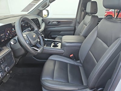 2025 Chevrolet Suburban LT