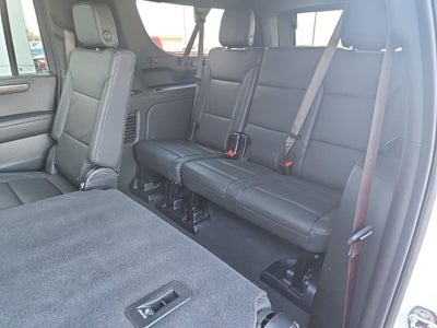 2025 Chevrolet Suburban LT