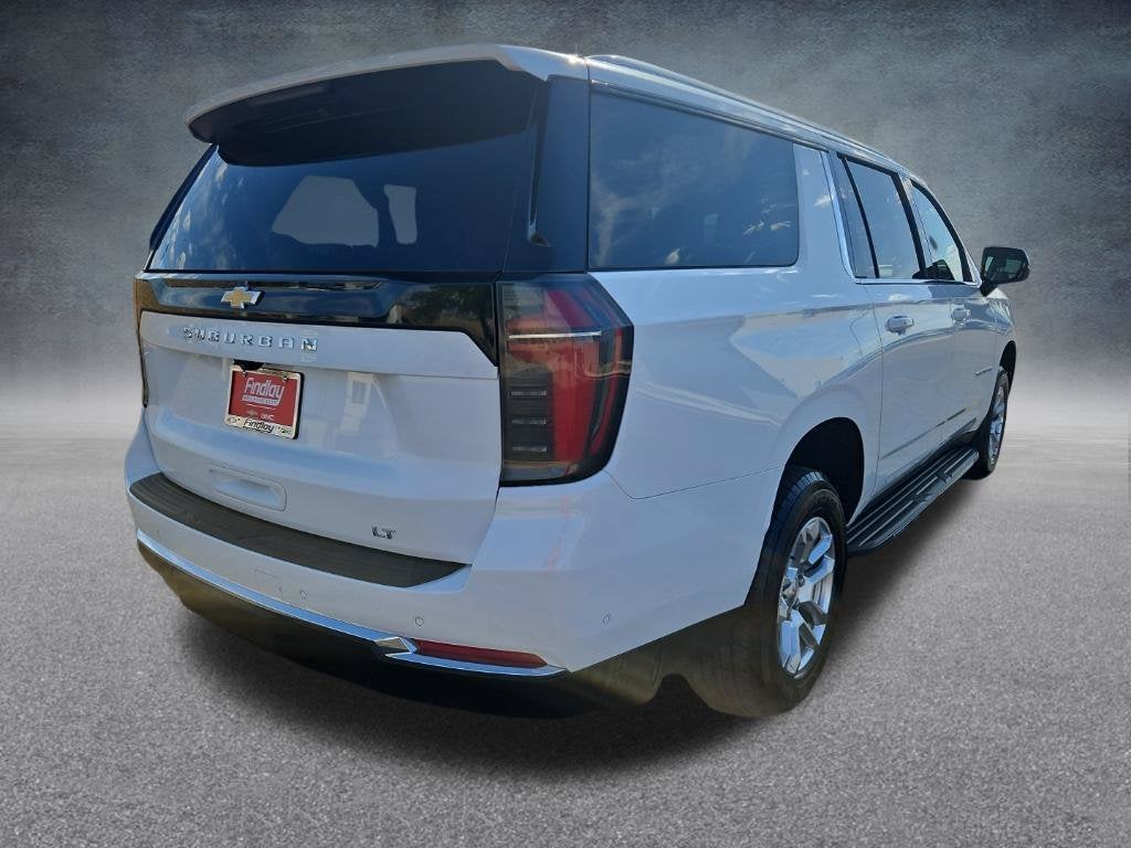 2025 Chevrolet Suburban LT