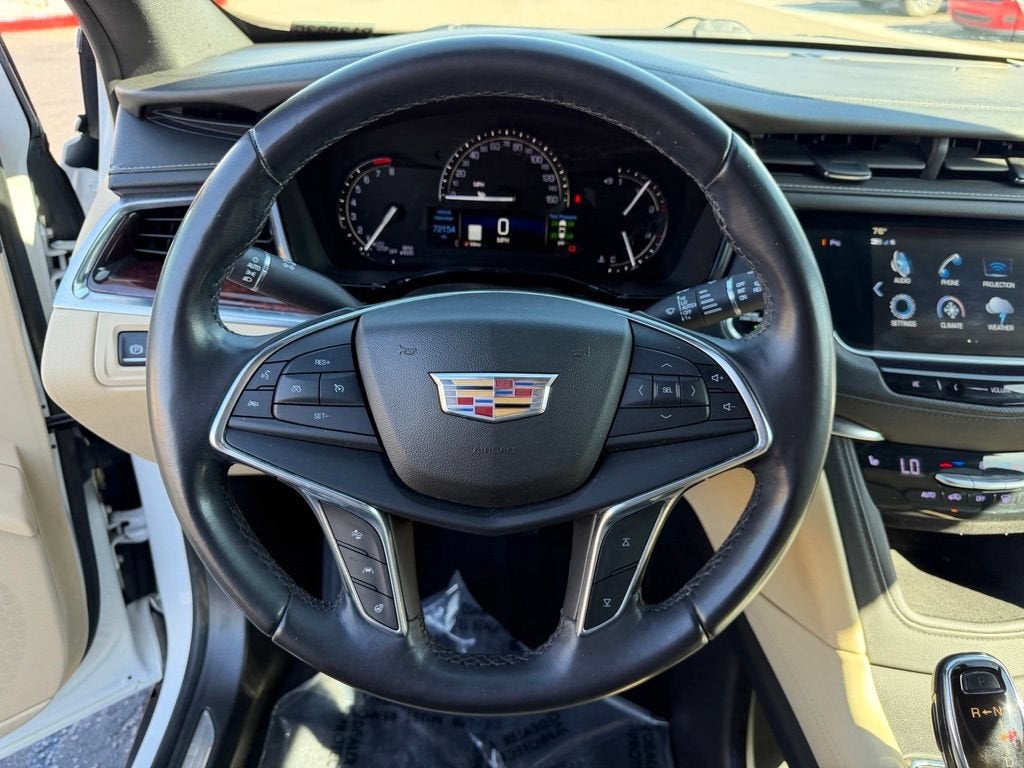 2018 Cadillac XT5 Luxury FWD
