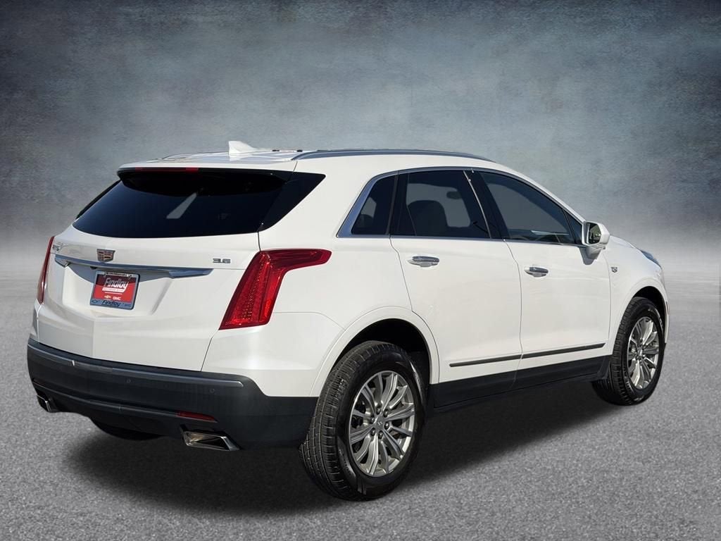 2018 Cadillac XT5 Luxury FWD