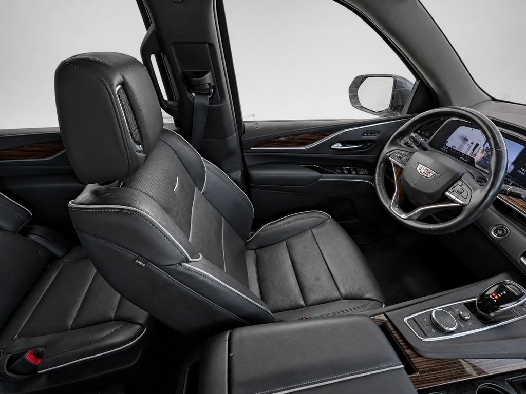 2022 Cadillac Escalade Premium Luxury