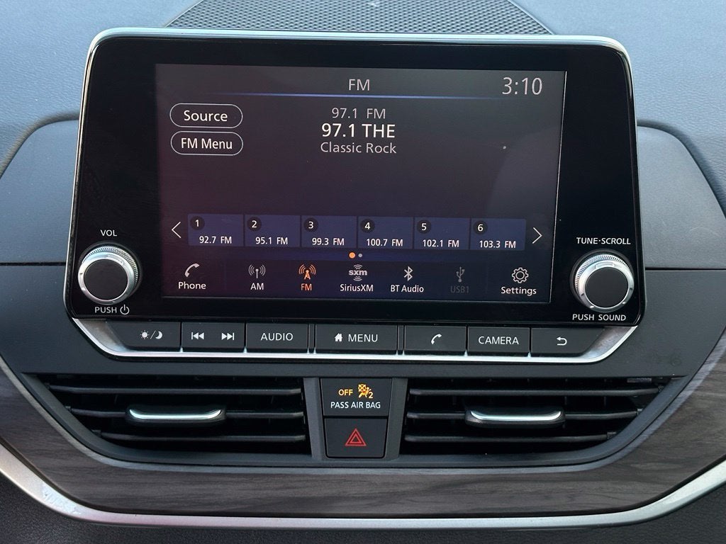 2025 Nissan Altima SV