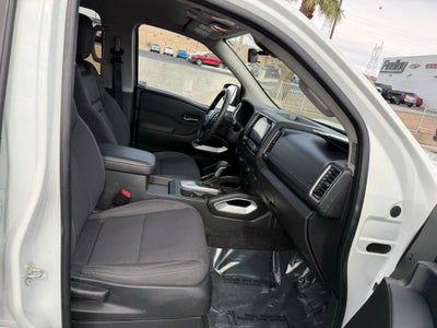 2024 Nissan Frontier SV
