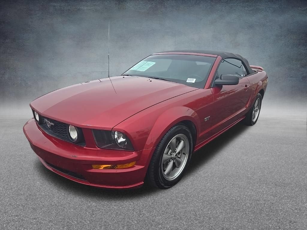 2006 Ford Mustang GT Deluxe