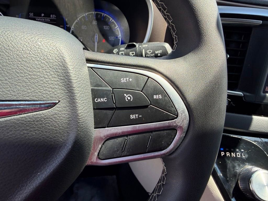 2023 Chrysler Voyager LX