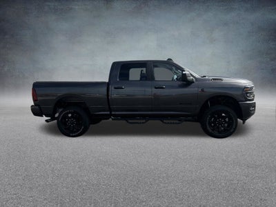 2025 RAM 2500 Big Horn Crew Cab 4x4 6'4" Box