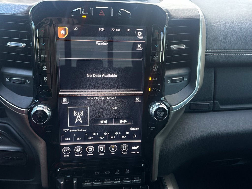 2020 RAM 2500 Laramie Crew Cab 4x4 6'4" Box