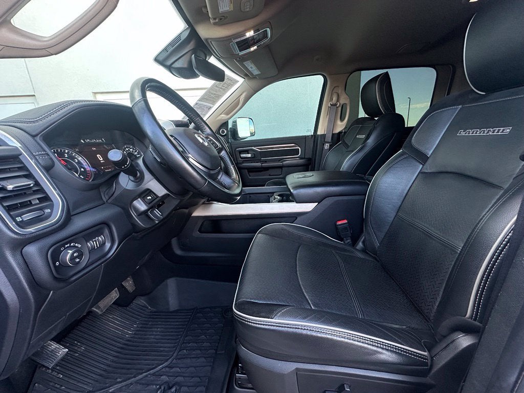 2020 RAM 2500 Laramie Crew Cab 4x4 6'4" Box