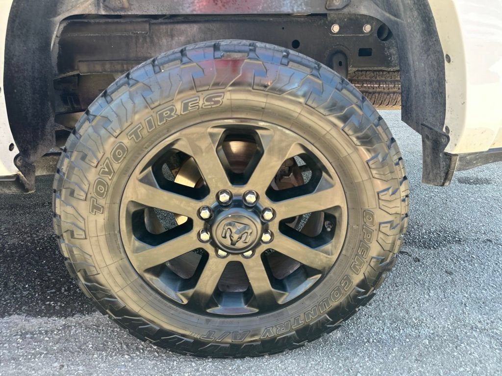 2020 RAM 2500 Laramie Crew Cab 4X4 6'4" Box