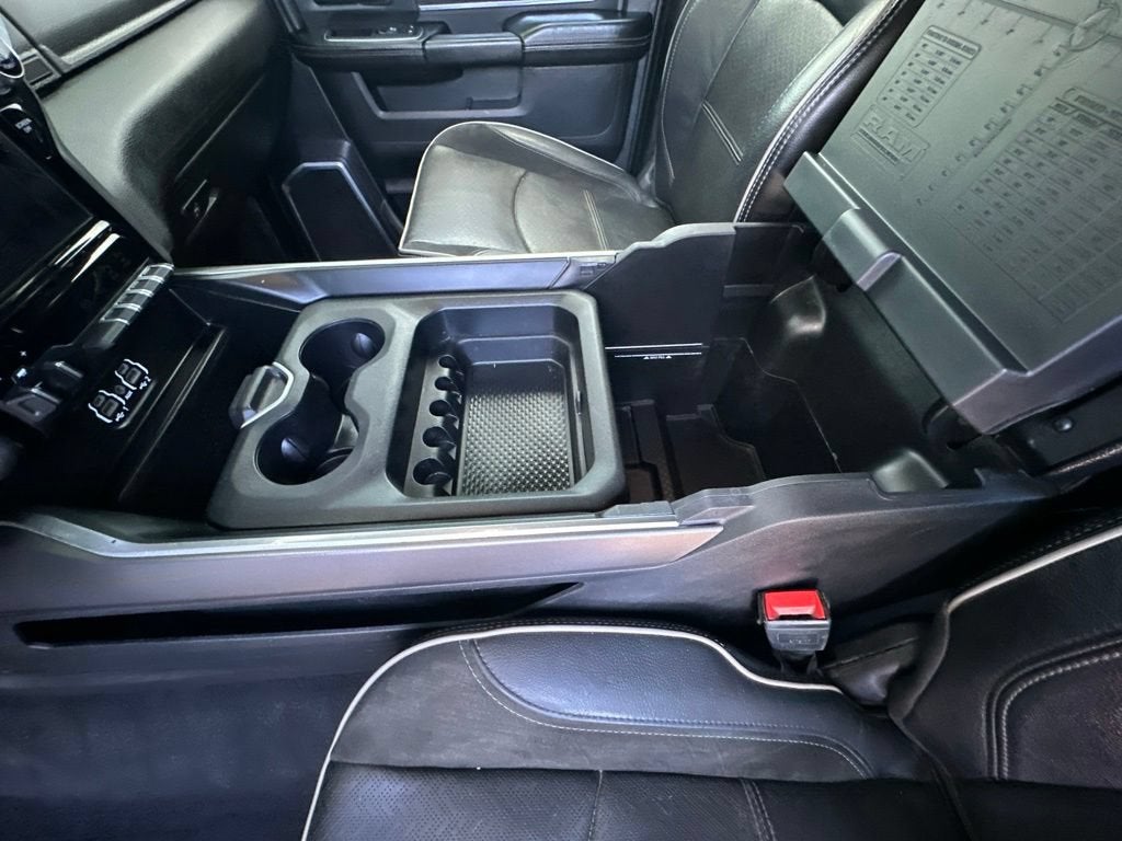 2020 RAM 2500 Laramie Crew Cab 4X4 6'4" Box