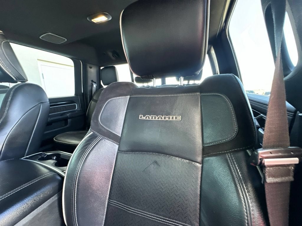 2020 RAM 2500 Laramie Crew Cab 4X4 6'4" Box