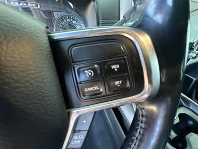 2020 RAM 2500 Laramie Crew Cab 4X4 6'4" Box