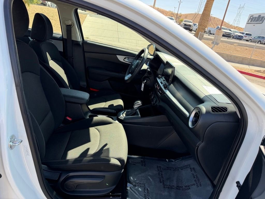 2024 Kia Forte LXS