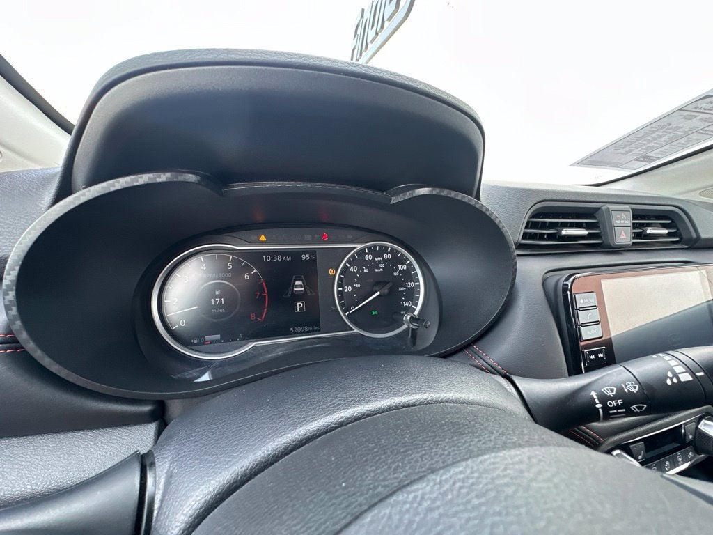 2024 Nissan Versa SR