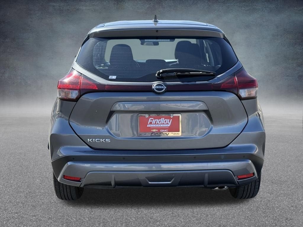 2024 Nissan Kicks S