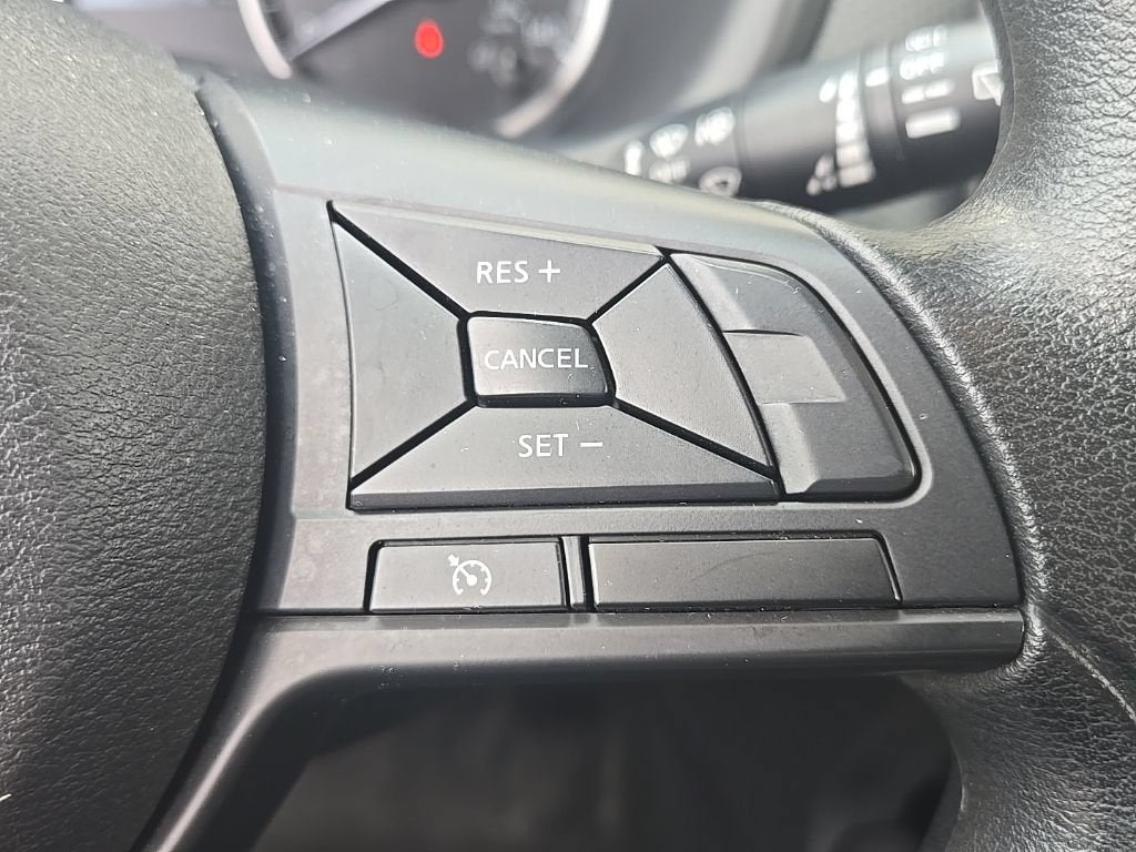 2023 Nissan Kicks S Xtronic CVT