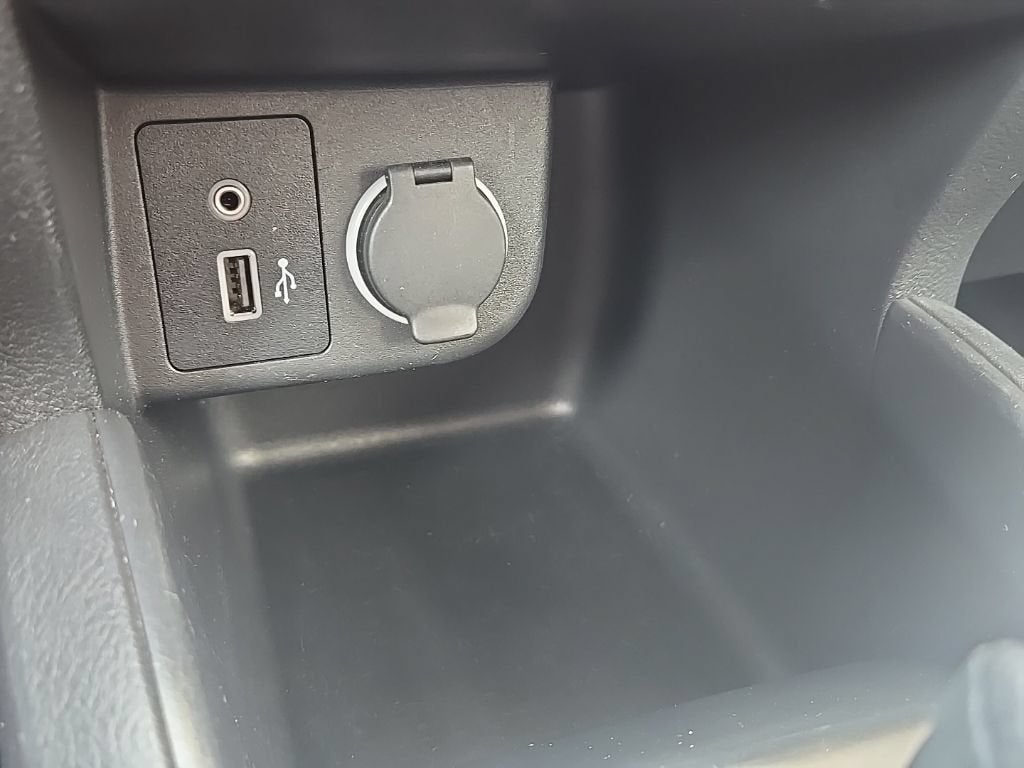2023 Nissan Kicks S Xtronic CVT