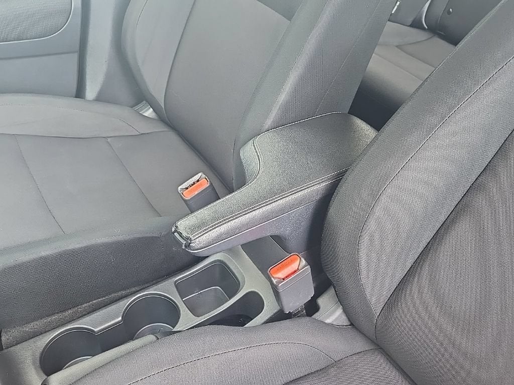 2023 Nissan Kicks S Xtronic CVT