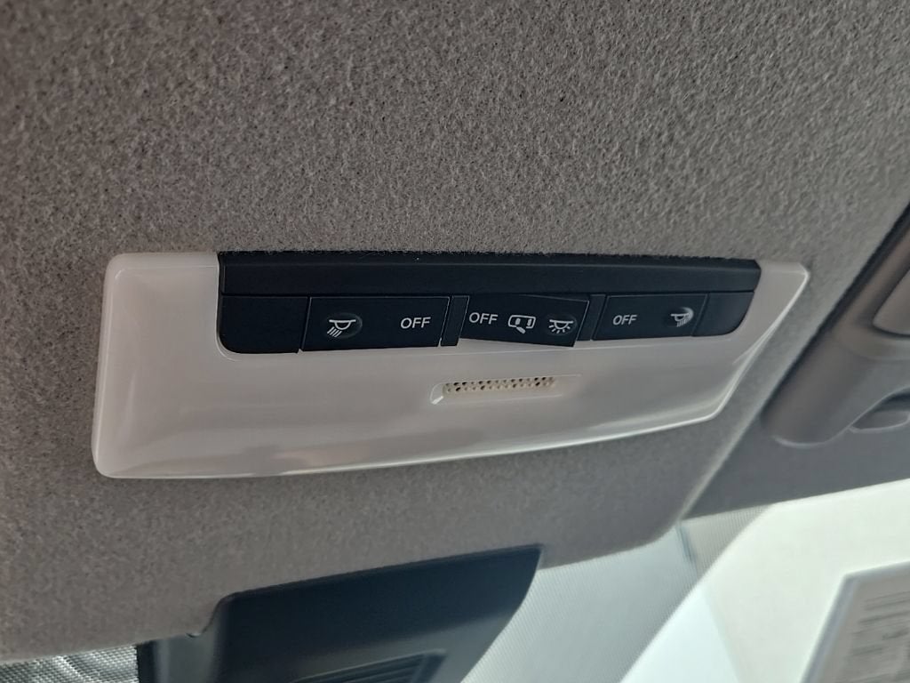 2023 Nissan Kicks S Xtronic CVT