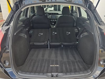 2023 Nissan Kicks S Xtronic CVT
